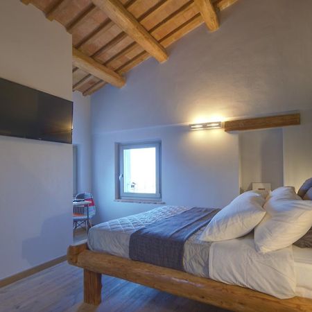 Tabano Ristorante-Casolare Bed & Breakfast Iesi Exterior foto