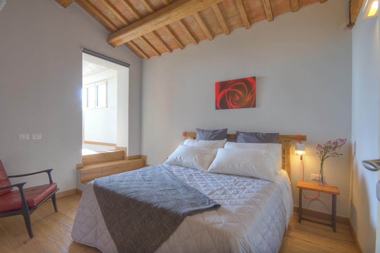 Tabano Ristorante-Casolare Bed & Breakfast Iesi Exterior foto